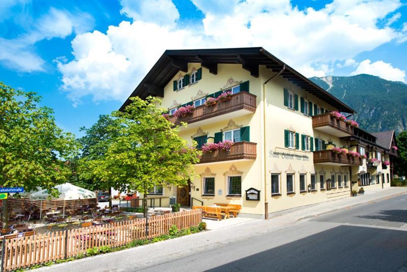 Hotel Gasthof Alter Wirt Farchant Exterior photo