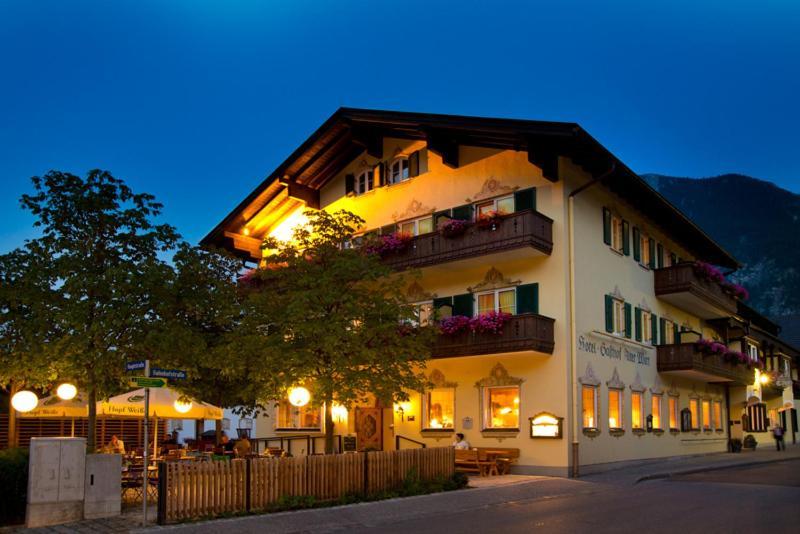 Hotel Gasthof Alter Wirt Farchant Exterior photo